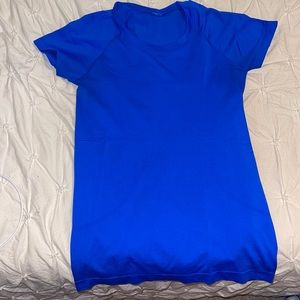royal blue lululemon swiftly tech short sleeve shirt